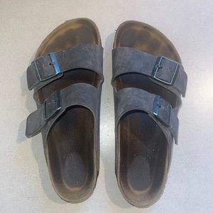 Birkenstock Scandals - Cork Bottom - Washed Dark Grey Straps - Worn Buckle
